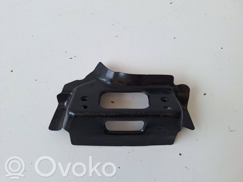 Volkswagen T-Roc Engine mount bracket 