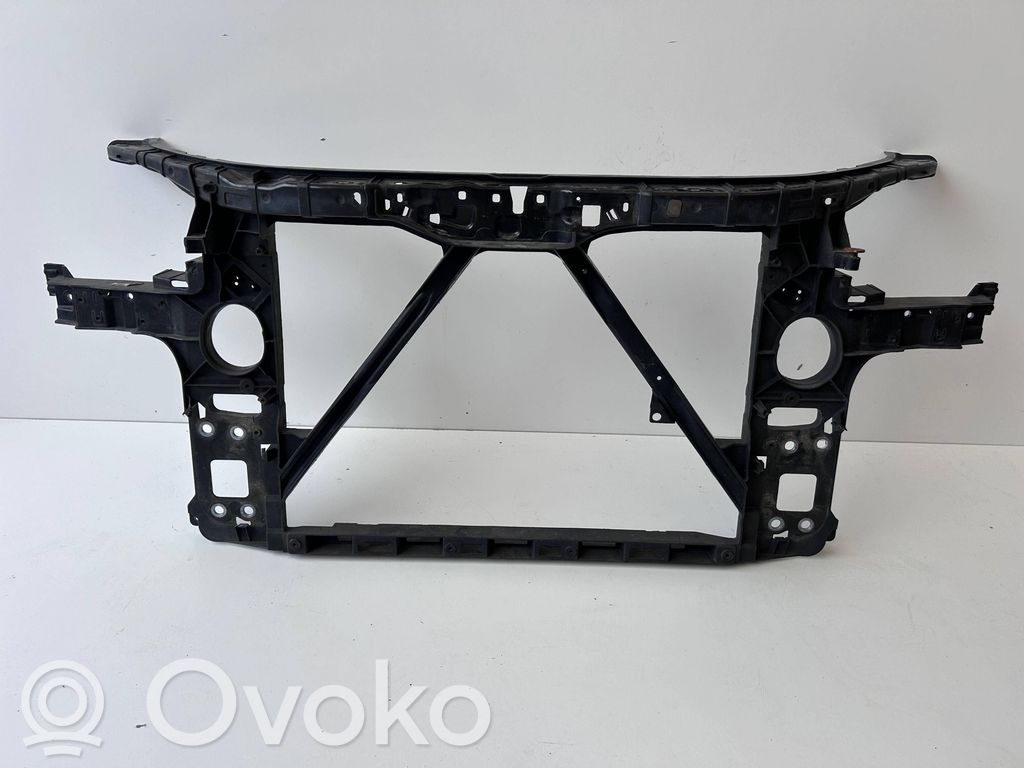 Audi Q7 4L Pannello di supporto del radiatore 