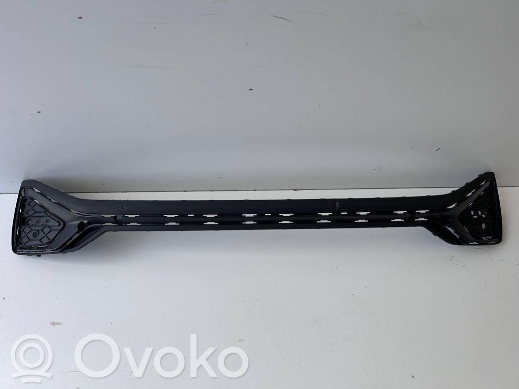 Audi Q2 - Moldura inferior del parachoques trasero 