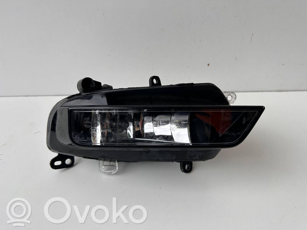 Etusumuvalo   8XA941700