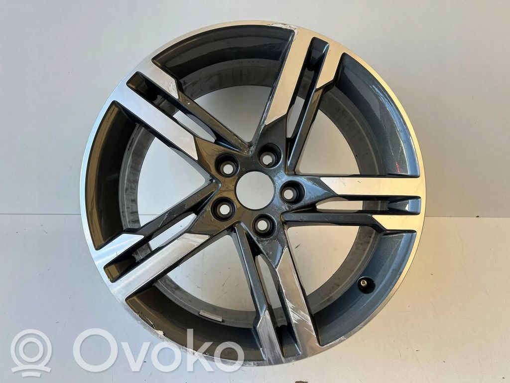Audi A4 S4 B9 Cerchione in lega R18 