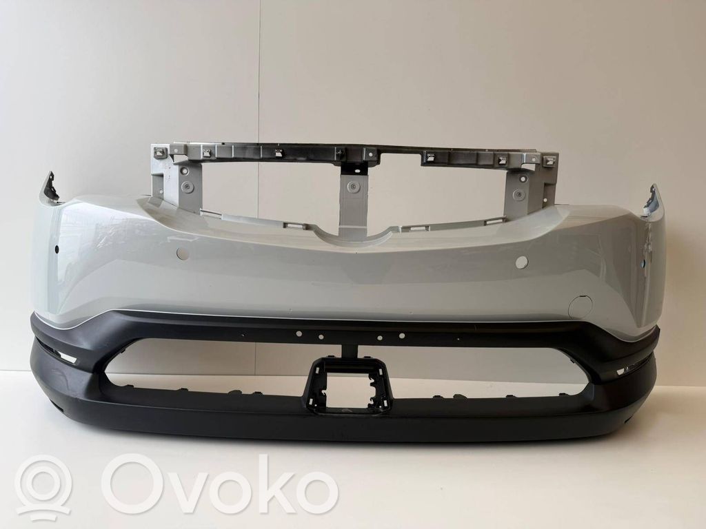 Front bumper   DN4E50031