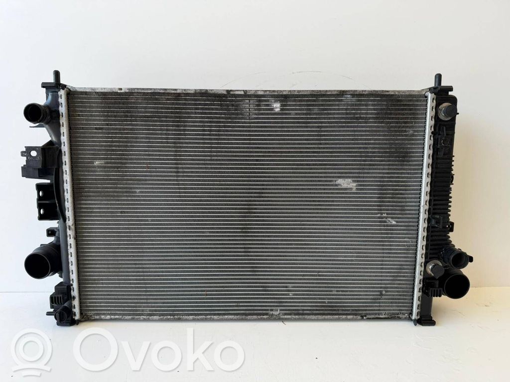Opel Insignia B Radiatorių komplektas 