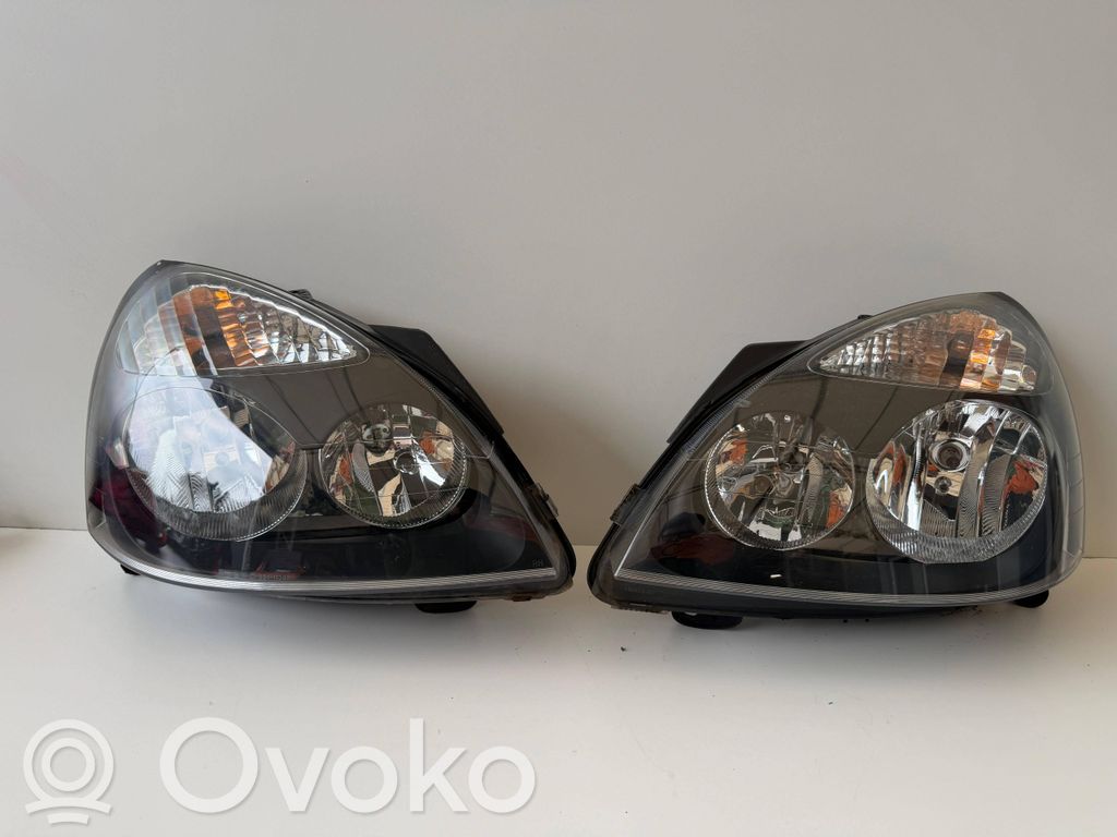 Renault Clio II Scheinwerfer 