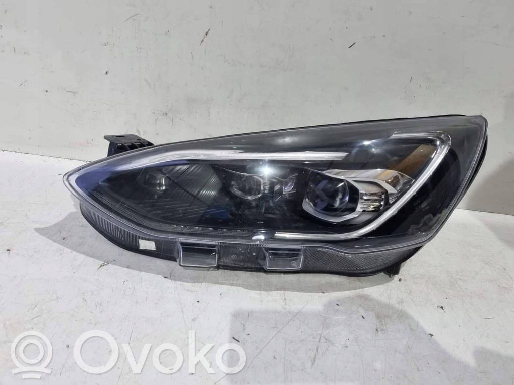 Ford Focus Phare frontale 