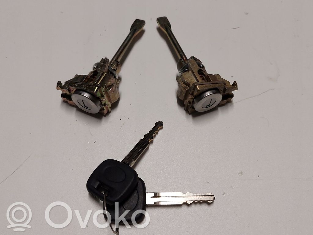 Loading door lock   8114Z12,69051,ISO9001