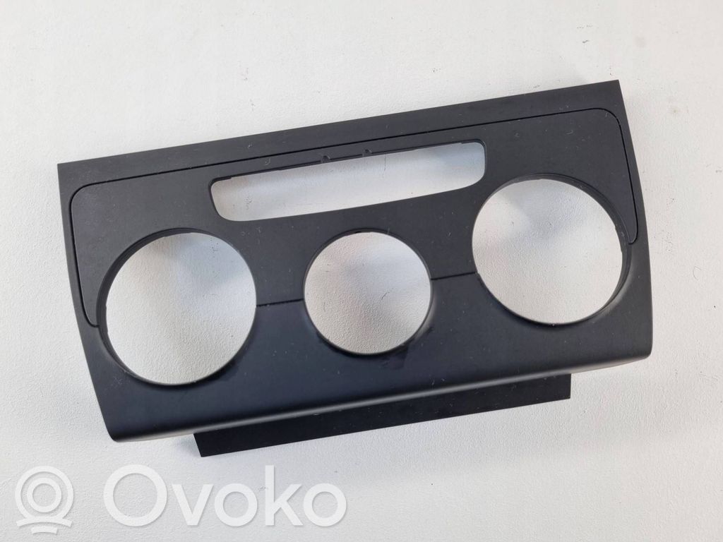 Audi A3 S3 A3 Sportback 8P Console centrale, commande chauffage/clim 