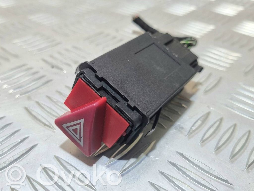 Audi A6 S6 C5 4B Comutator lumini pericol 