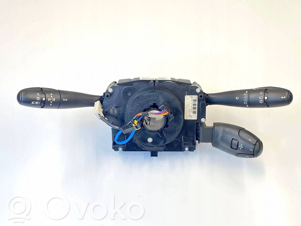 Peugeot 207 Wiper turn signal indicator stalk/switch 