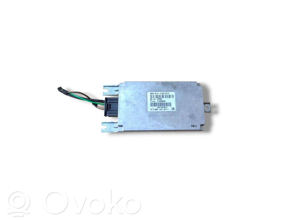 Äänikomentojen ohjainlaite   6960803