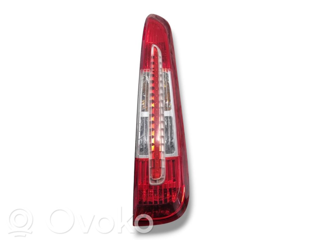 Ford C-MAX I Rear/tail lights 