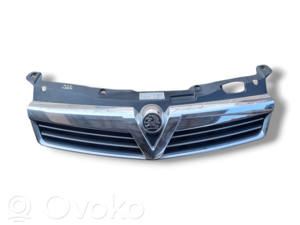 Opel Astra H Etusäleikkö 