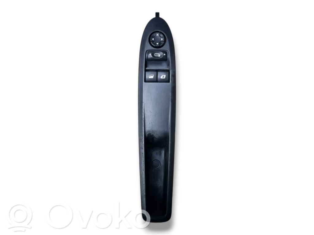 Electric window control switch   96638229XT