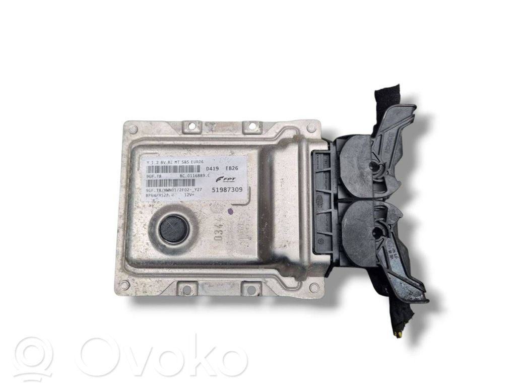 Unidad de control/módulo ECU del motor   BC0116889C,51987309