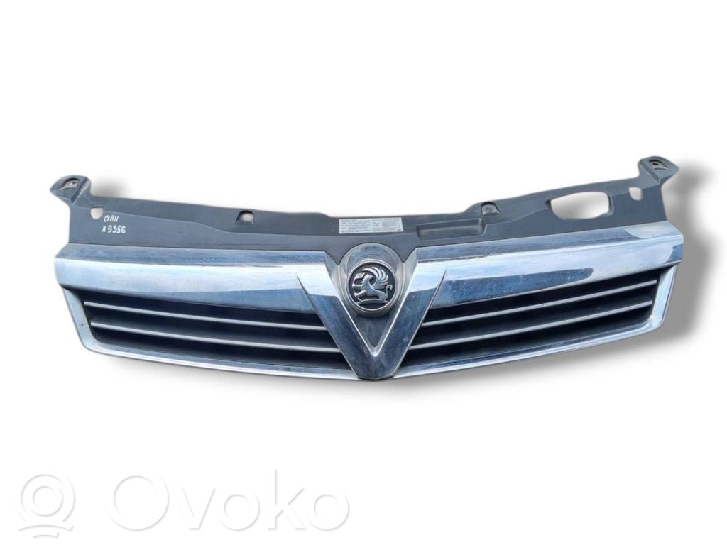 Opel Astra H Etusäleikkö 