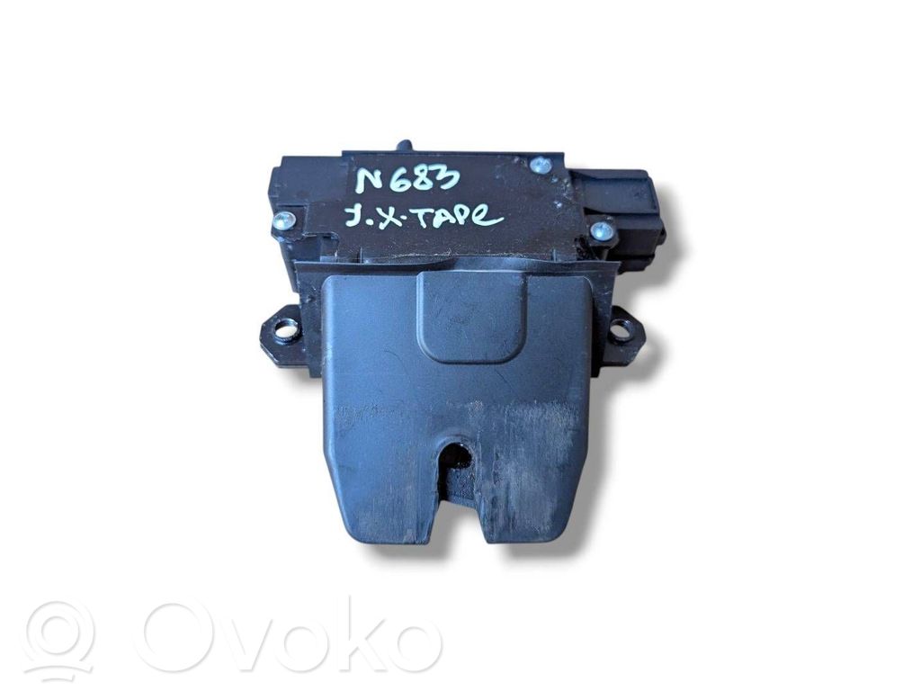 Jaguar X-Type Aizmugurējā pārsega slēdzene 