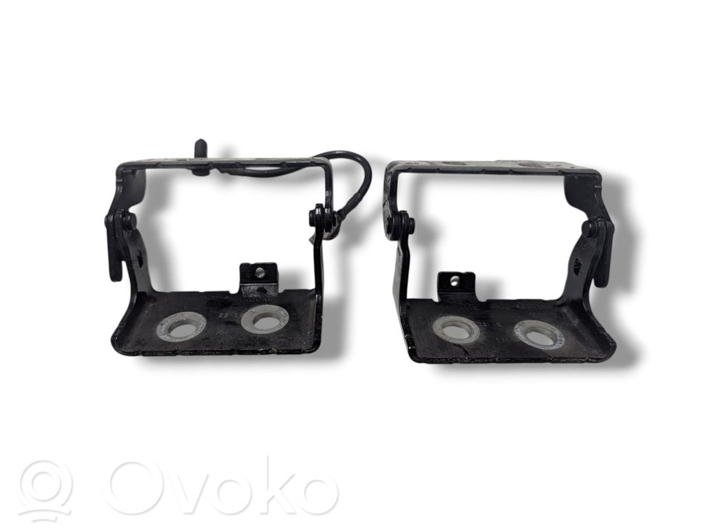 Jaguar E-Pace Tailgate/trunk/boot hinge 