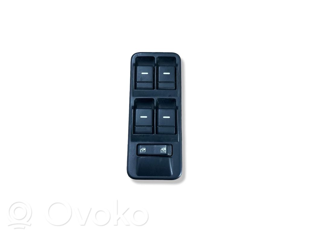 Electric window control switch   YUD500950