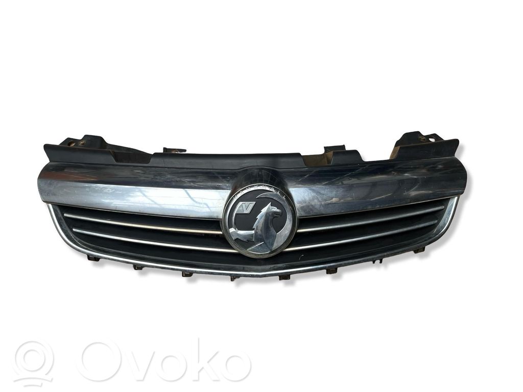 Front grill   13247331