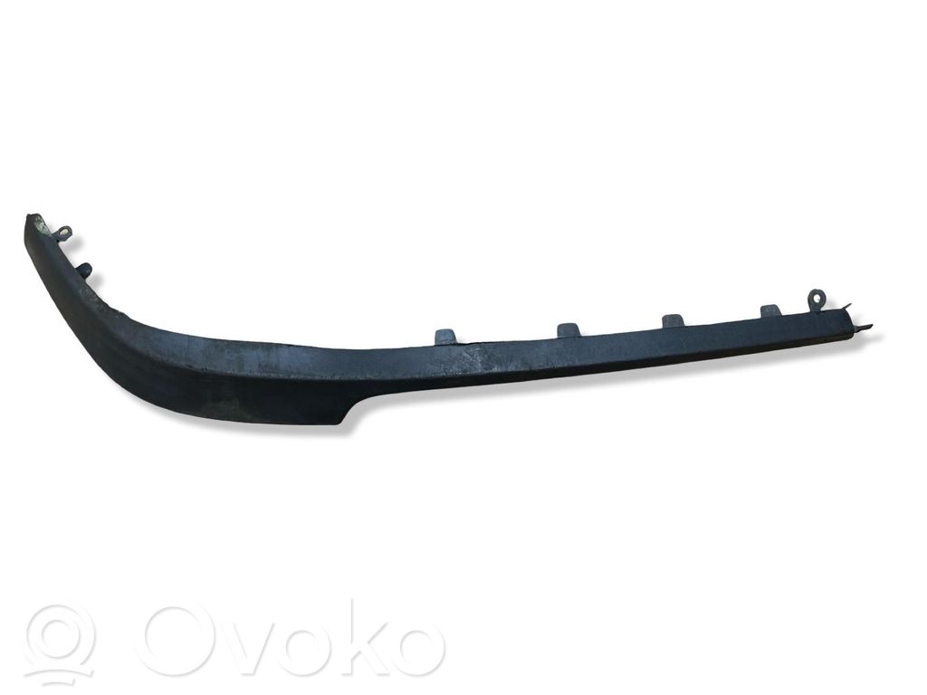 Front bumper lip   13182893