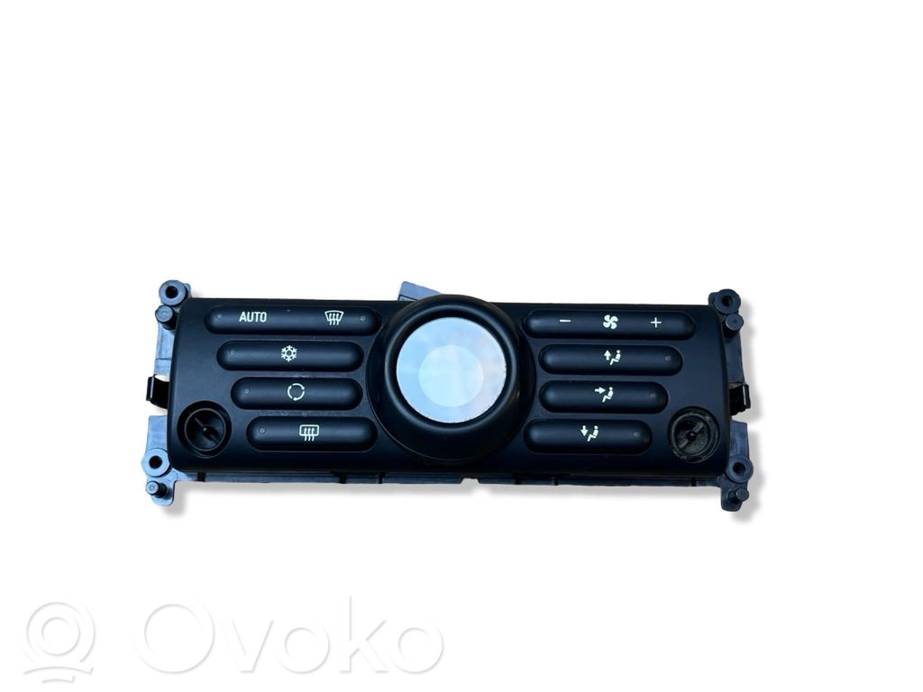 Air conditioning/heating control unit   6962469
