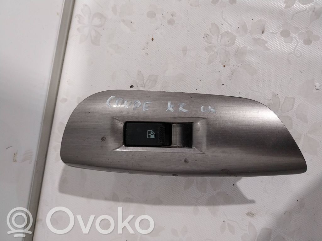 Electric window control switch   935752C910