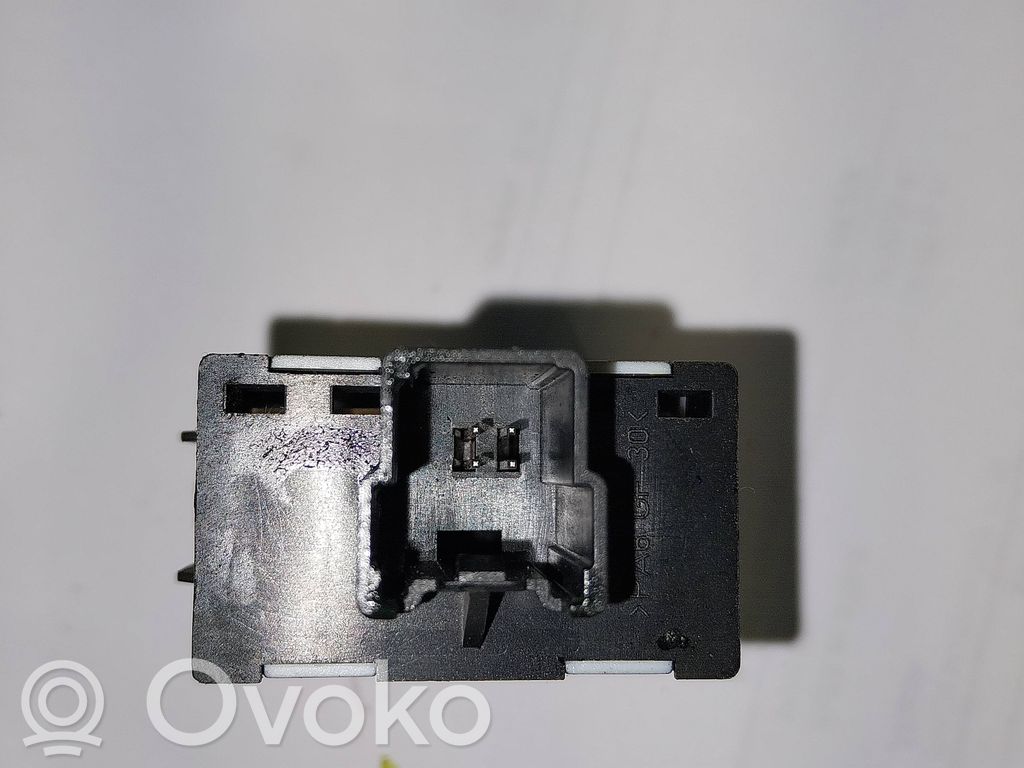 Ford Focus Seat heating switch 