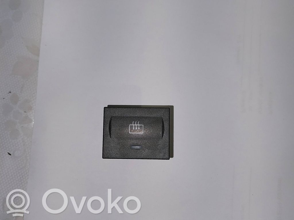 Ford Focus Windscreen/window heater switch 