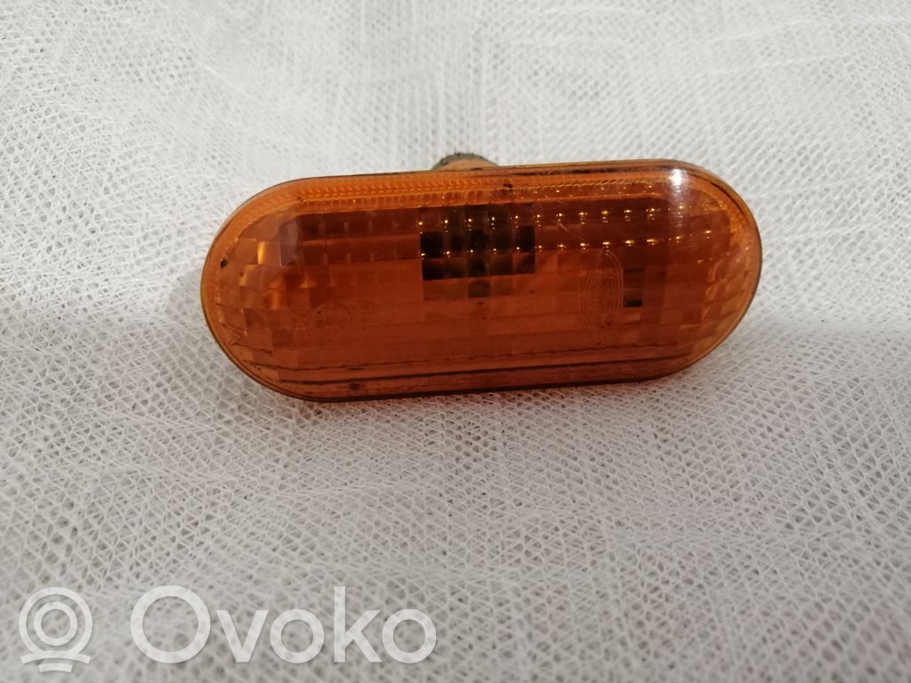 Ford Focus C-MAX Front fender indicator light 