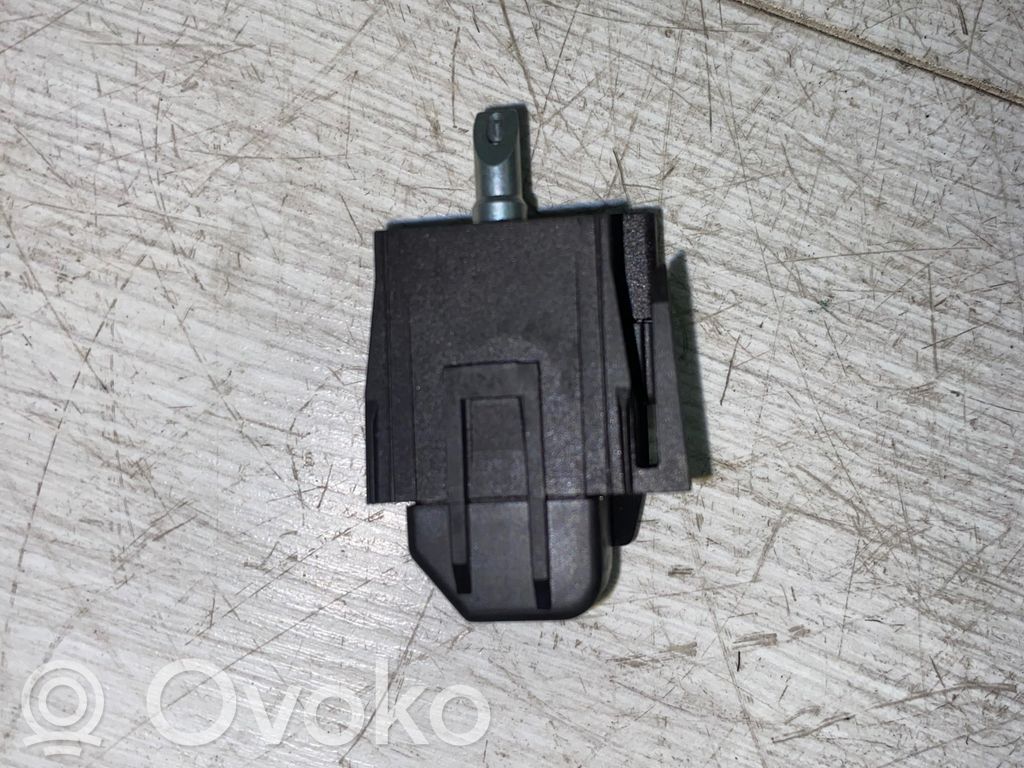 Volkswagen Golf V Sensor 