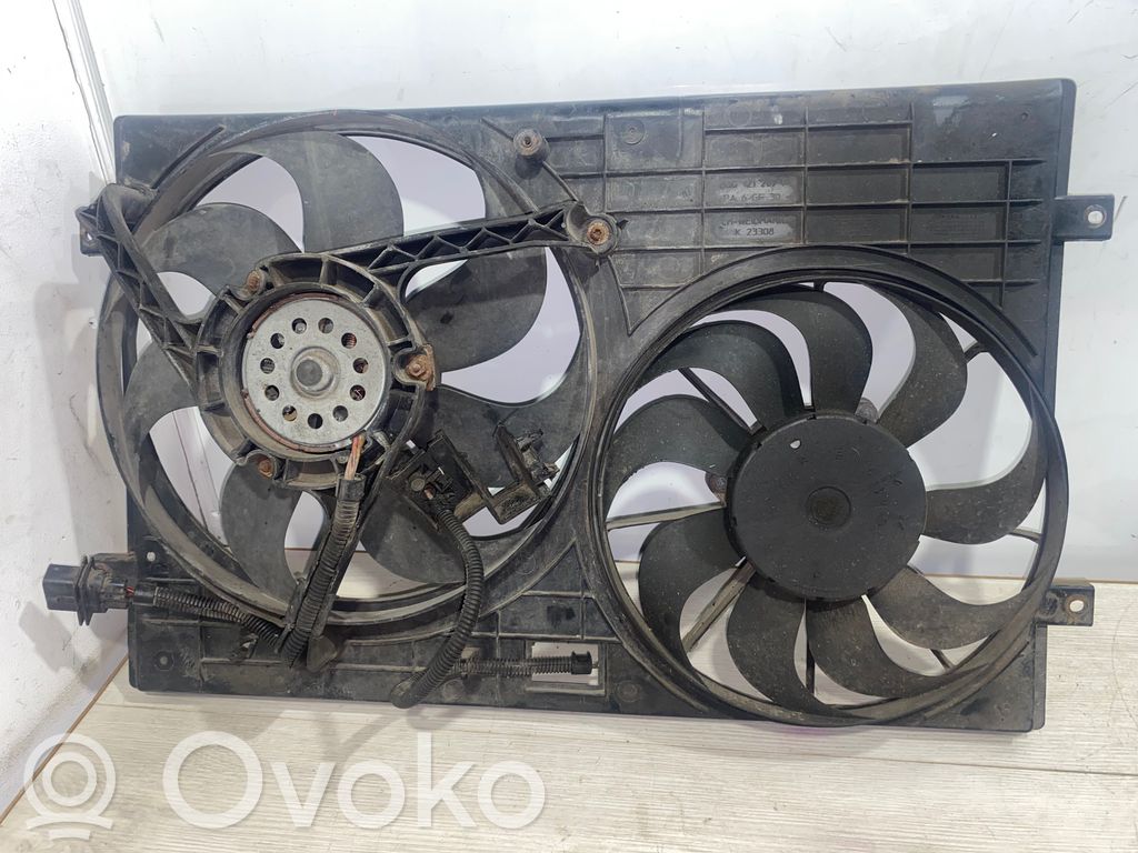 Volkswagen Polo Osłona wentylatora chłodnicy 