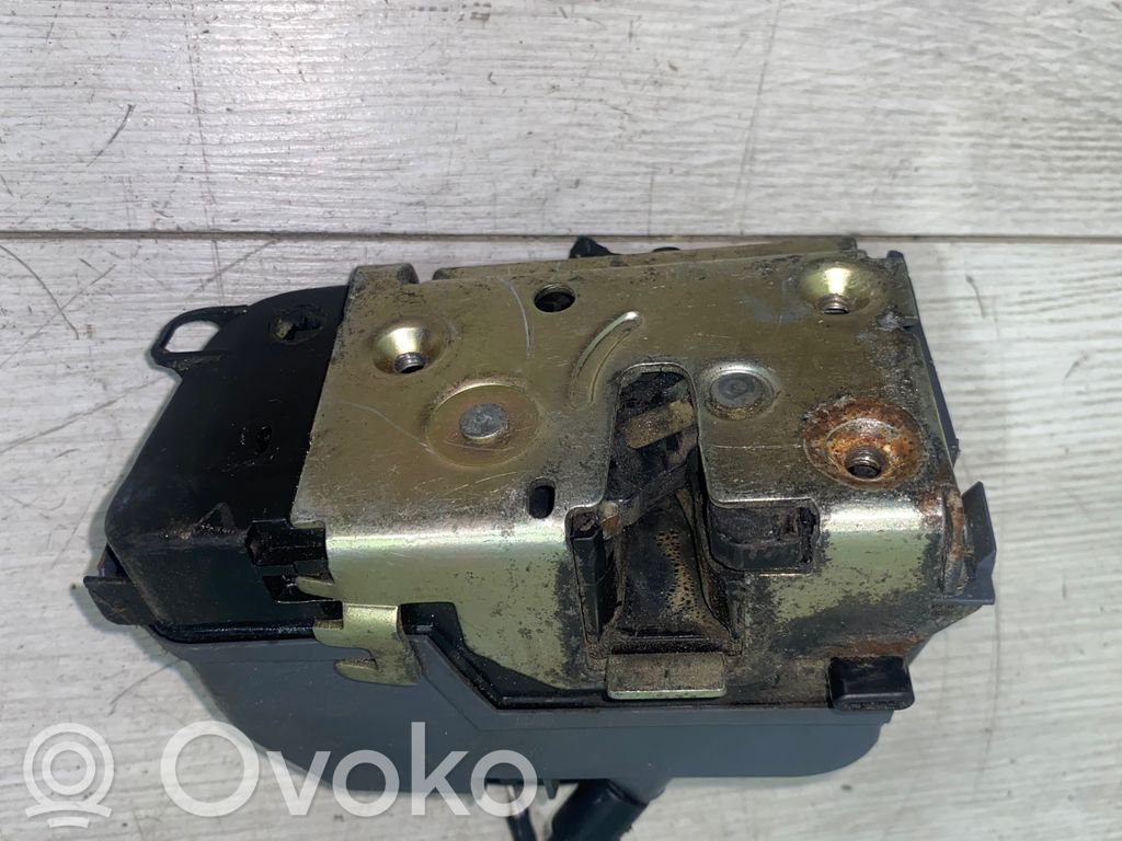 Renault Megane I Rear door lock 