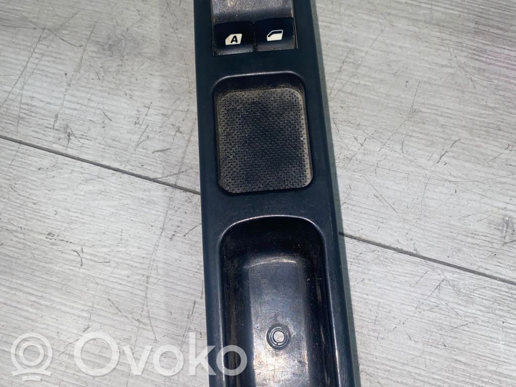 Peugeot 307 Electric window control switch 