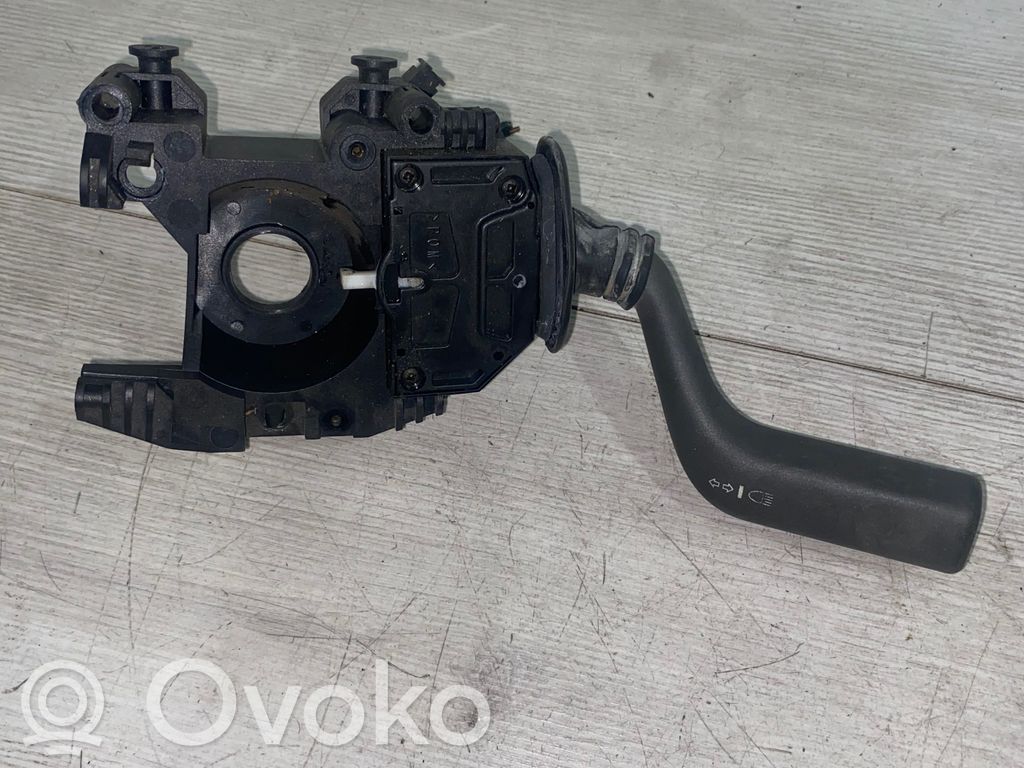 Volvo S40, V40 Palanca de intermitentes 