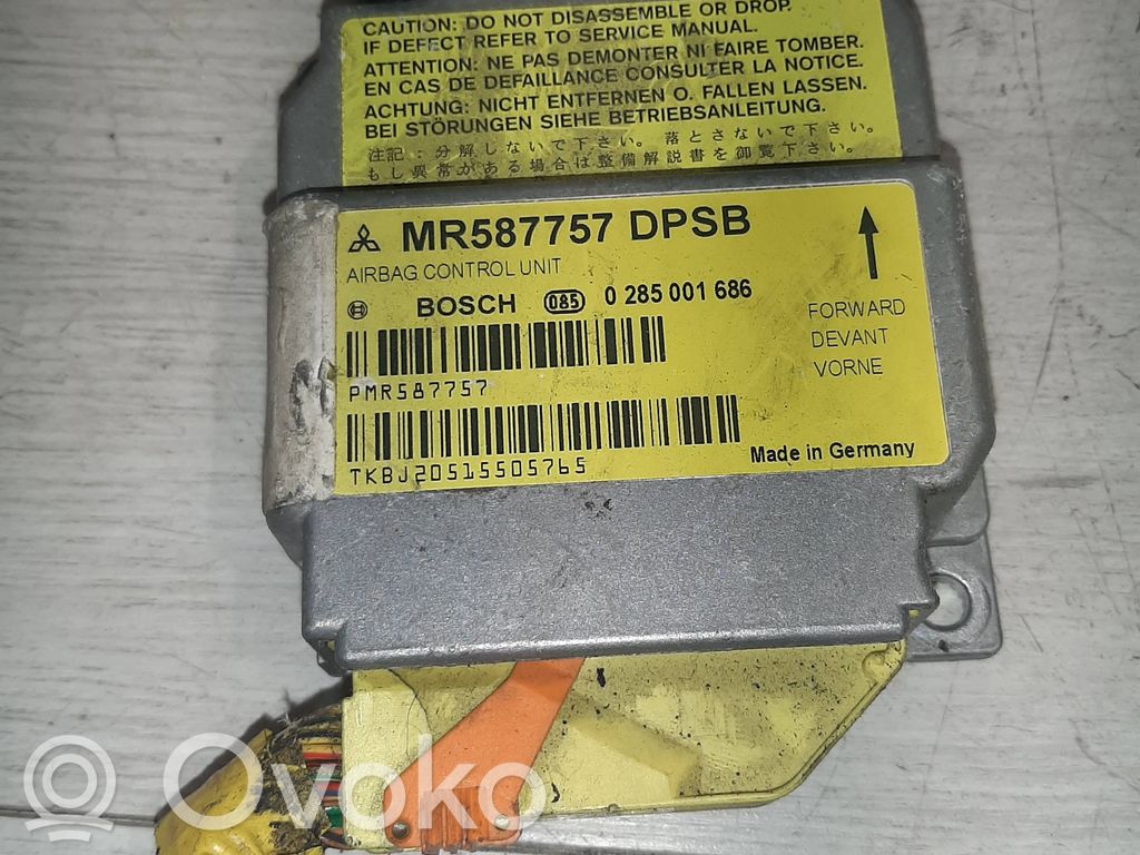 Mitsubishi Colt Airbag control unit/module 