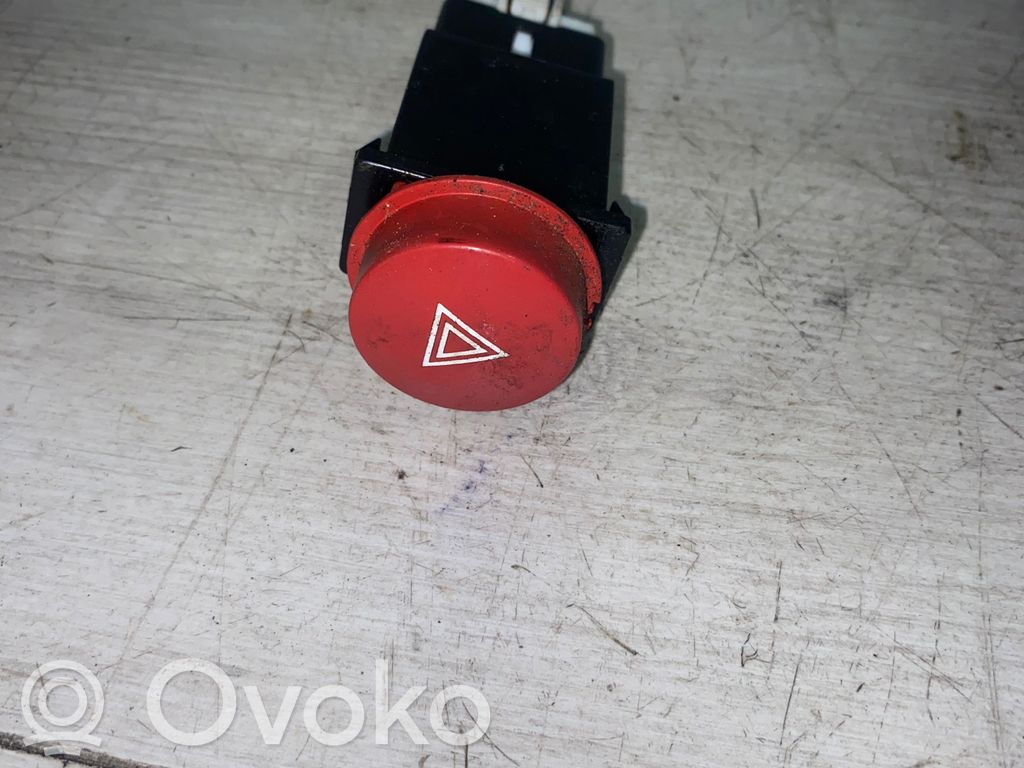 Hyundai Getz Hazard light switch 