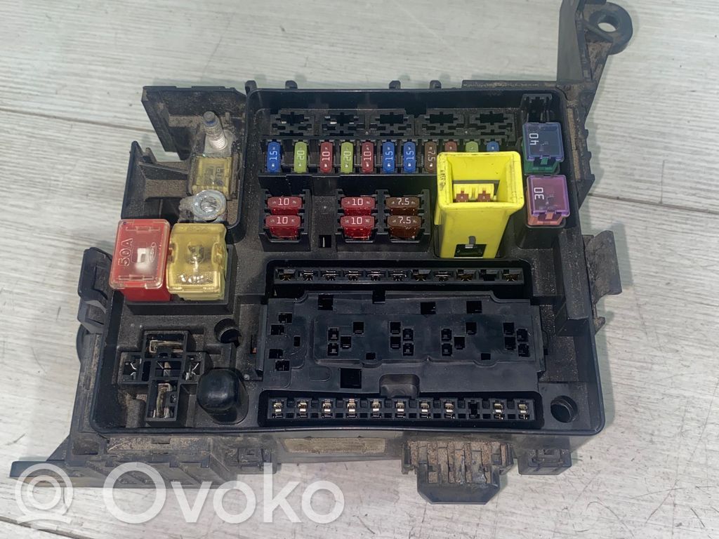 Módulo de fusible   605460980