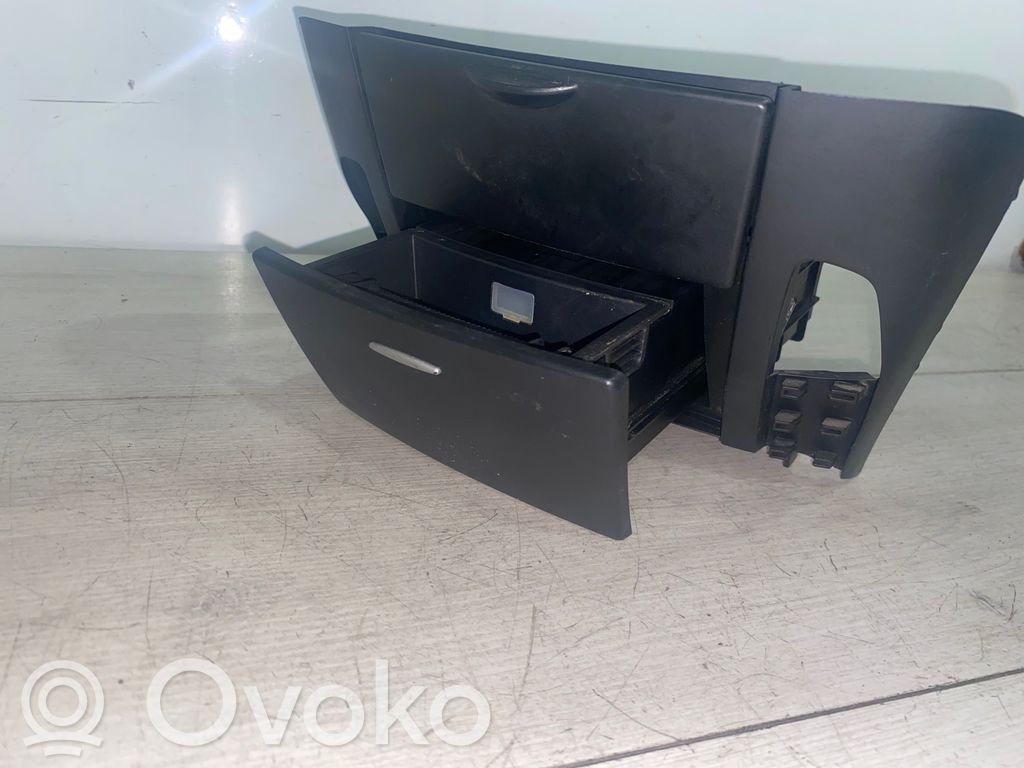 KIA Ceed Aschenbecher 