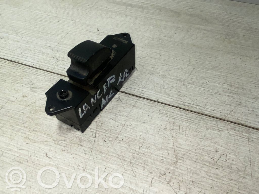 Mitsubishi Lancer Electric window control switch 