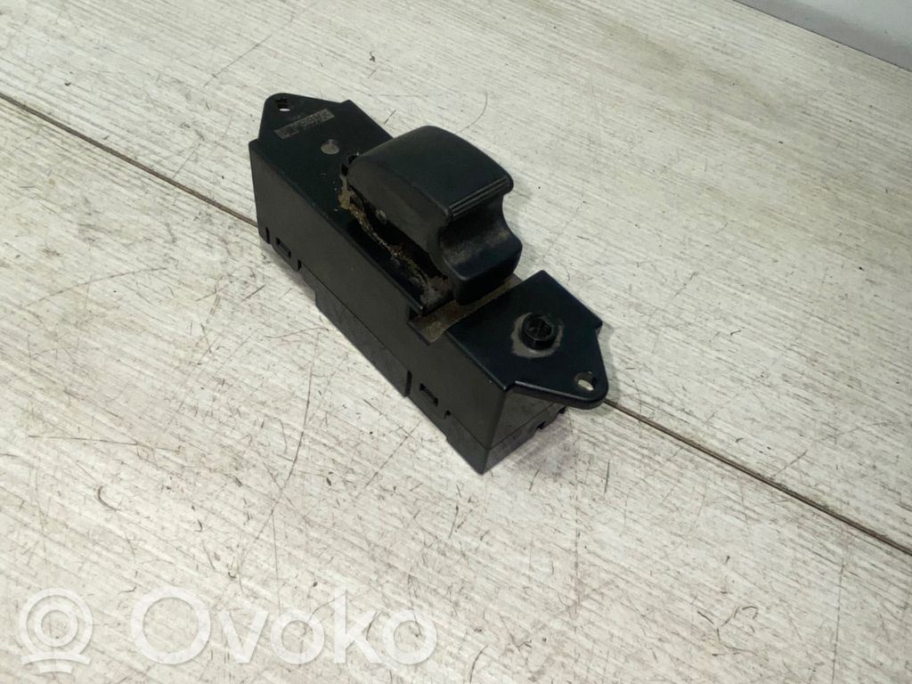 Mitsubishi Lancer Electric window control switch 