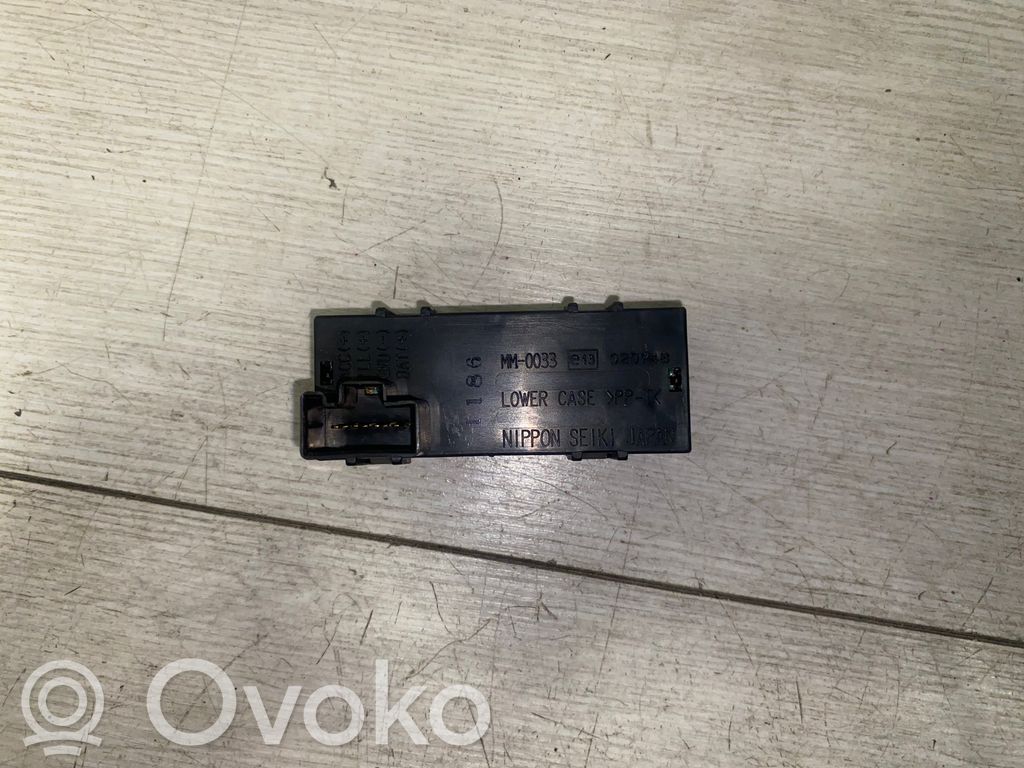 Screen/display/small screen   020748