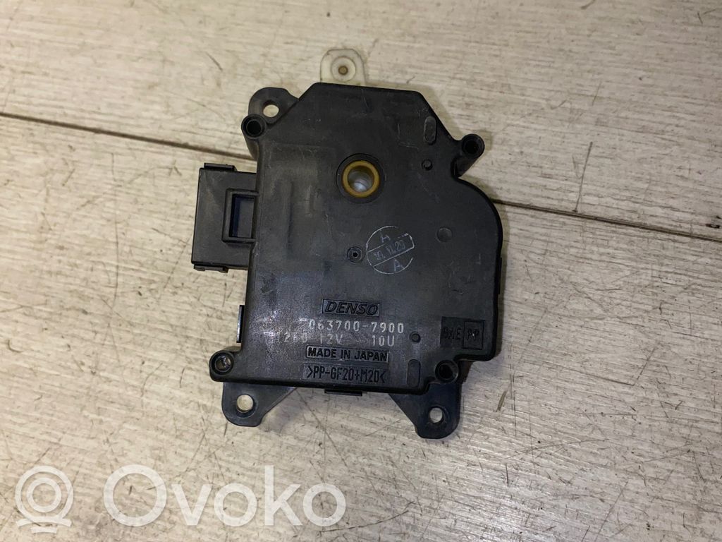 Toyota Yaris Air flap motor/actuator 