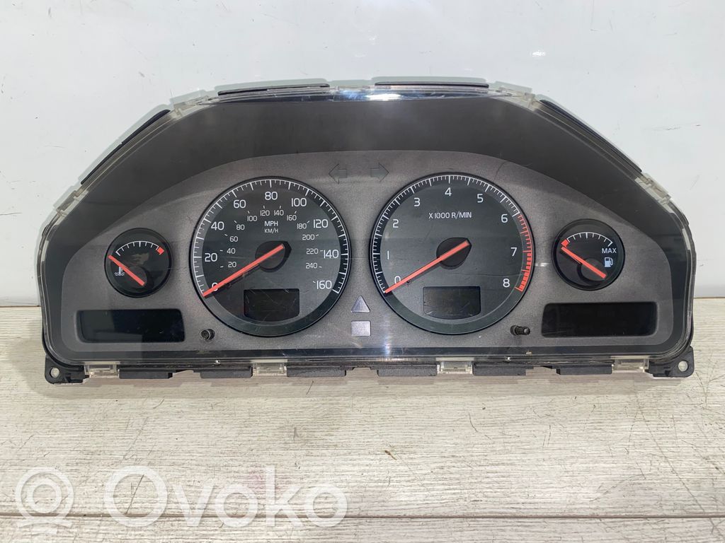 Volvo S80 Speedometer (instrument cluster) 