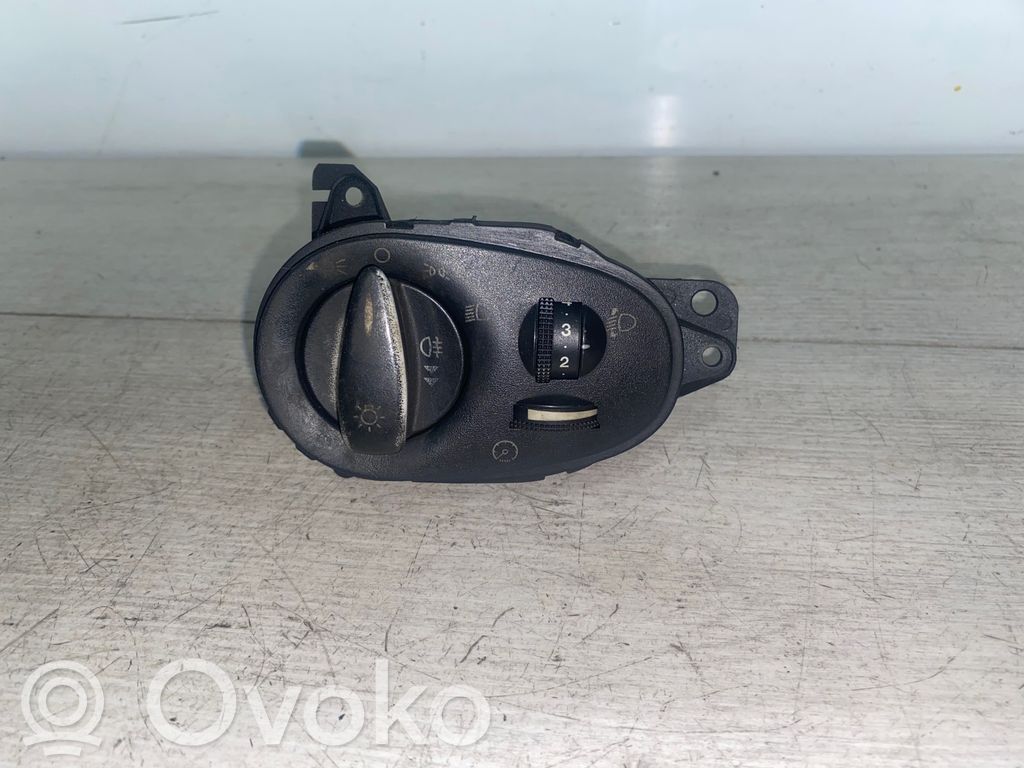 Ford Focus C-MAX Light switch 