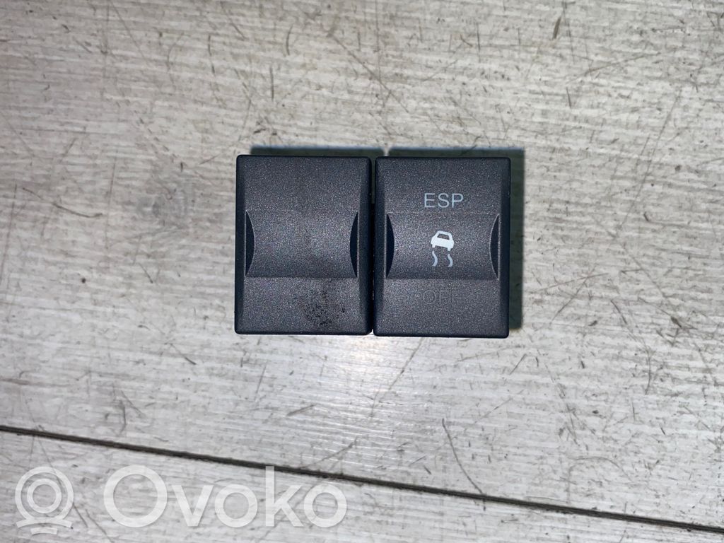 Ford Mondeo Mk III Traction control (ASR) switch 