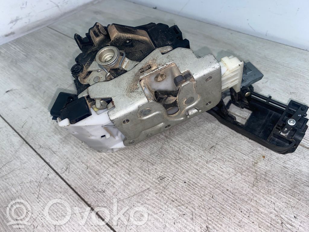 Ford Mondeo Mk III Galinių durų spyna 