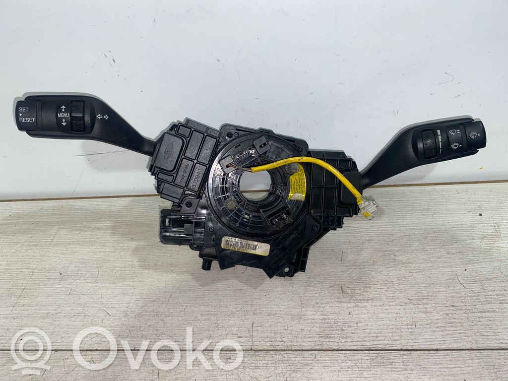 Ford Focus Wiper turn signal indicator stalk/switch 