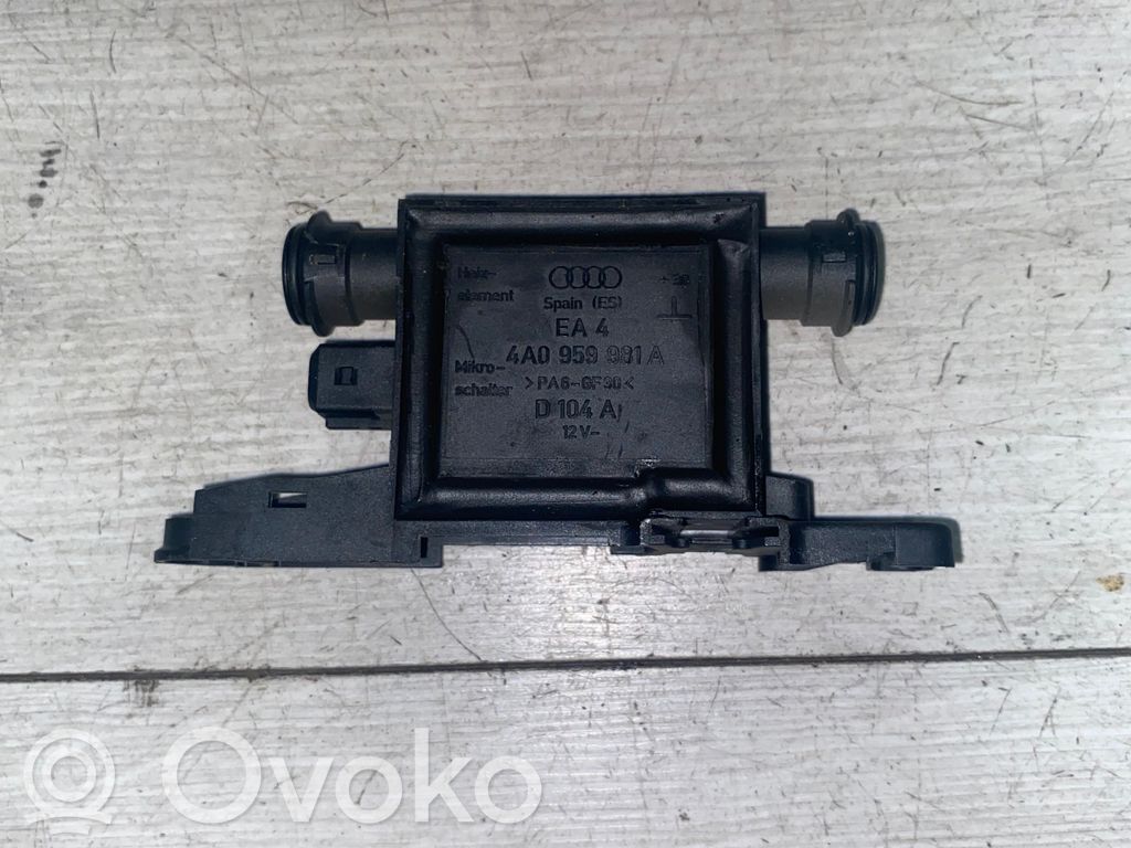 Unidad de control/módulo de la puerta   4A0959981A,D104A