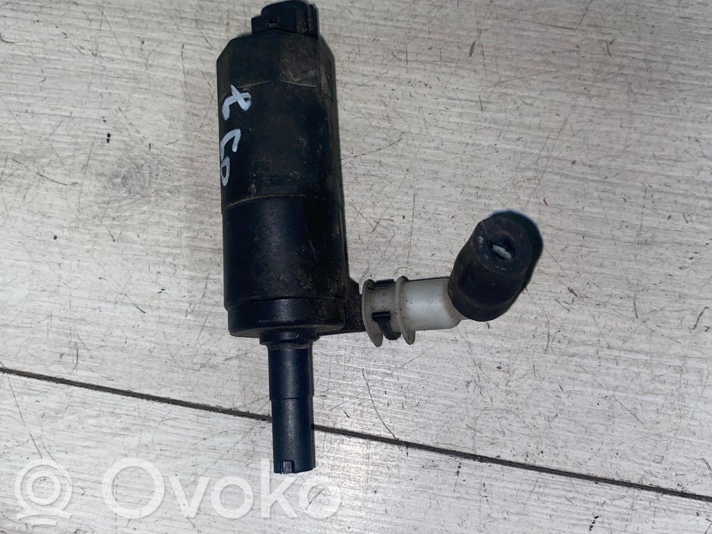 Ford Focus Headlight washer pump 