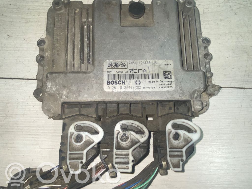 Ford Focus Variklio valdymo blokas 